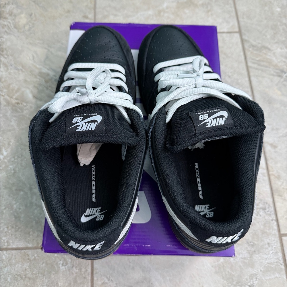 Nike SB Dunk Low Pro in Black and White with Gum Sole - Picture 6 of 10